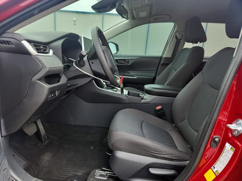 2024 TOYOTA RAV4 LE 7