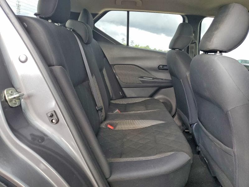 2020 NISSAN KICKS S 11