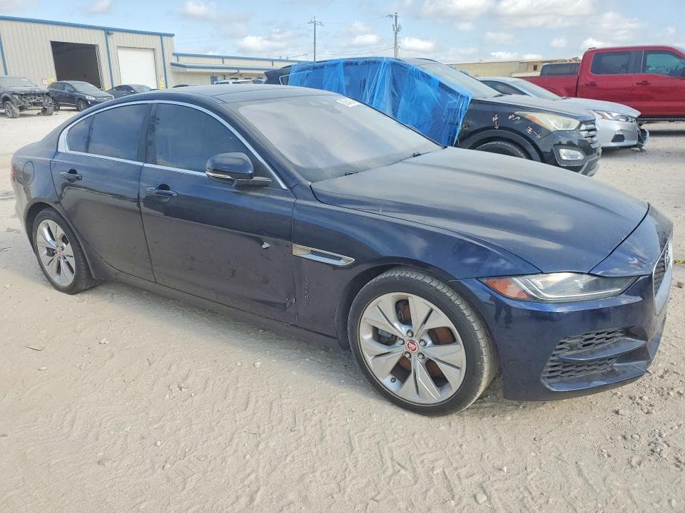 2020 JAGUAR XE S 4