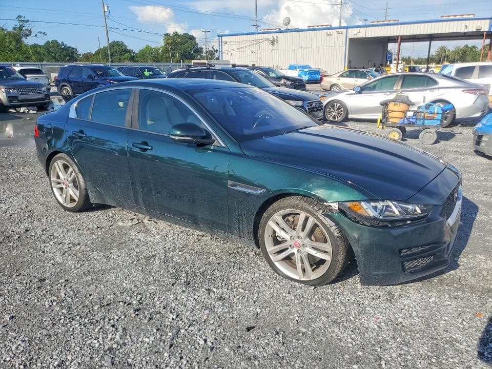 2017 JAGUAR XE PREMIUM 4