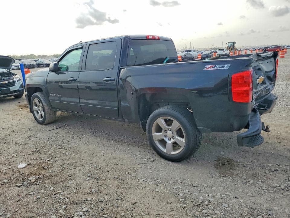 2017 CHEVROLET SILVERADO K1500 LT 2