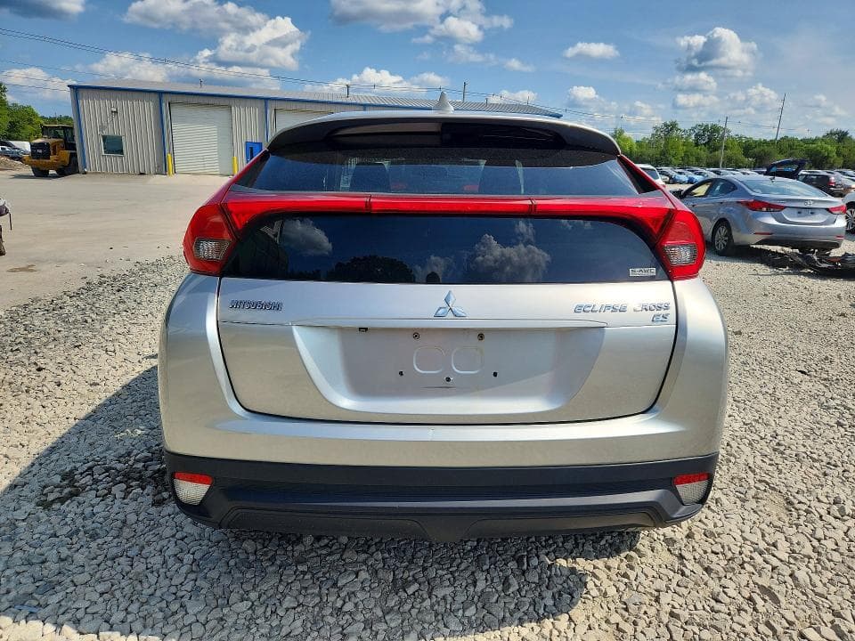 2019 MITSUBISHI ECLIPSE CROSS ES 6
