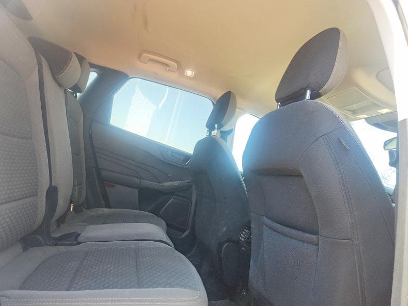 2022 FORD ESCAPE SE 11