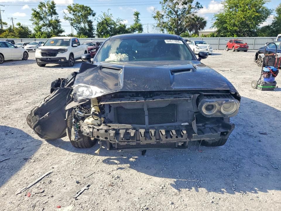 2019 DODGE CHALLENGER SXT 5