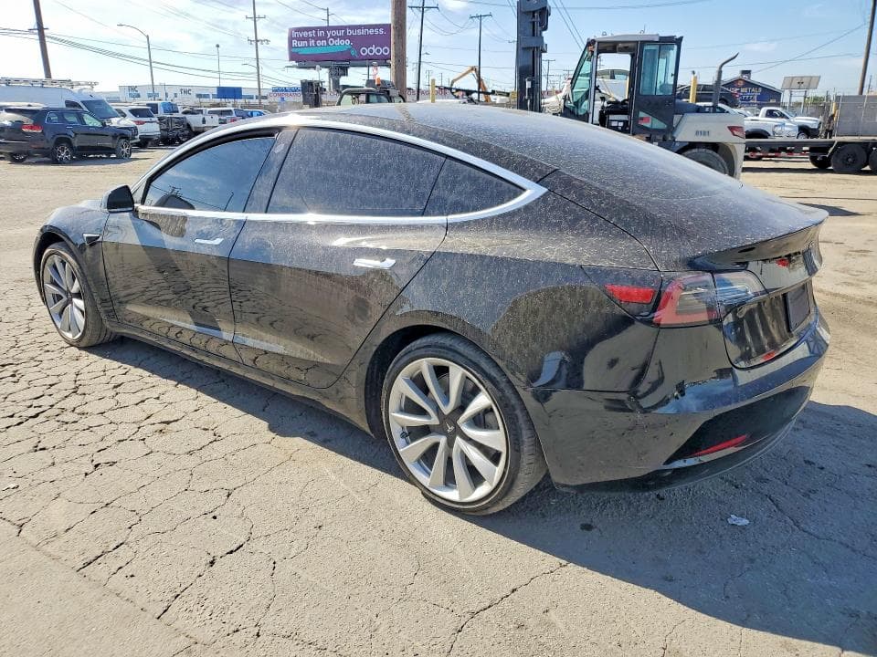 2018 TESLA MODEL 3 2