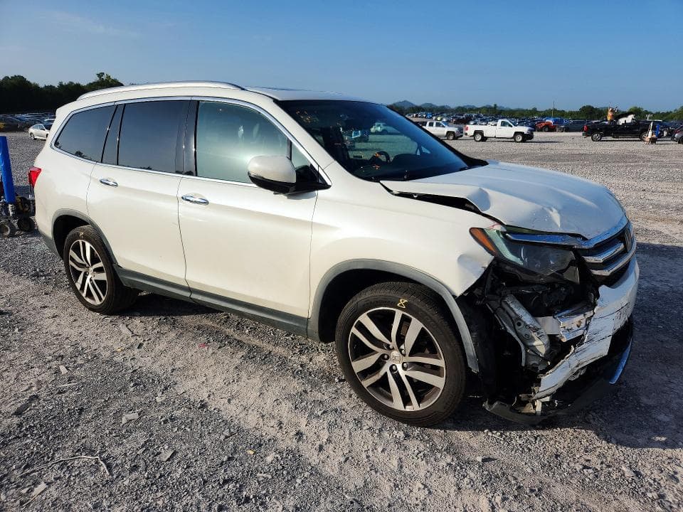 2017 HONDA PILOT ELITE 4