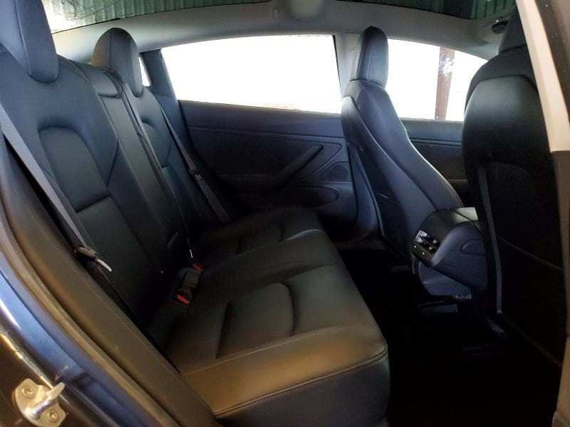 2018 TESLA MODEL 3 10