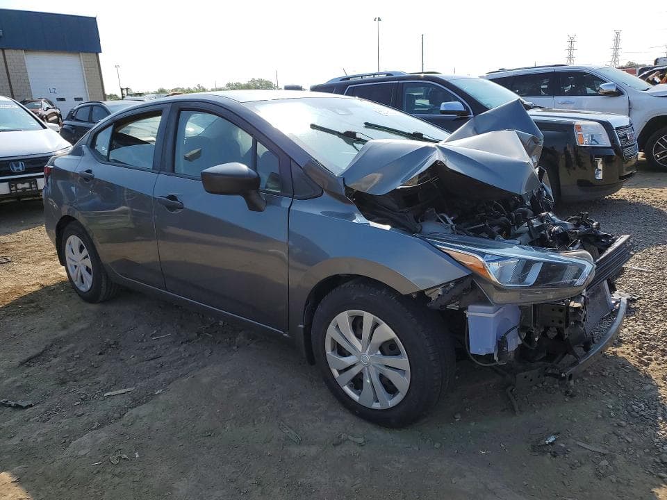 2020 NISSAN VERSA S 4