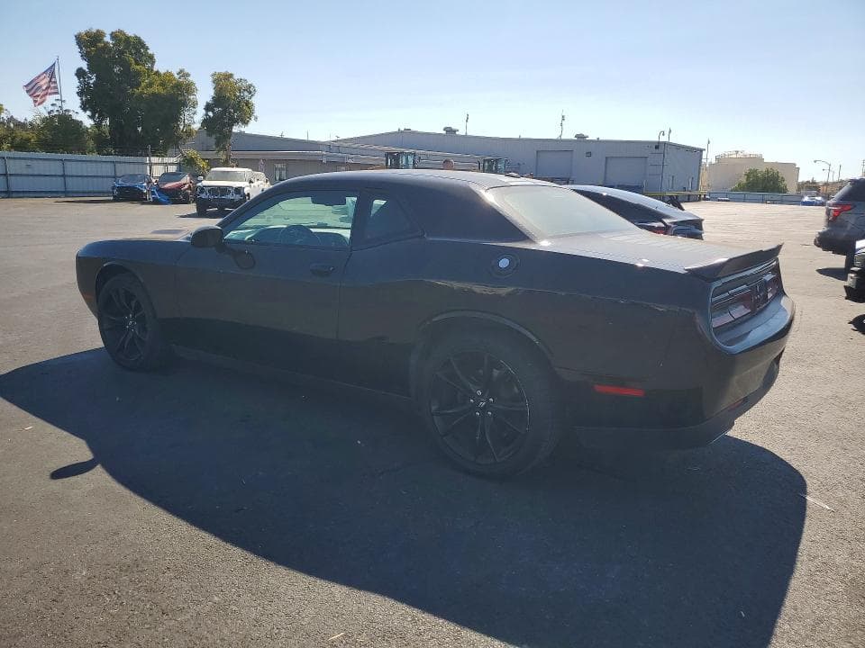 2017 DODGE CHALLENGER SXT 2
