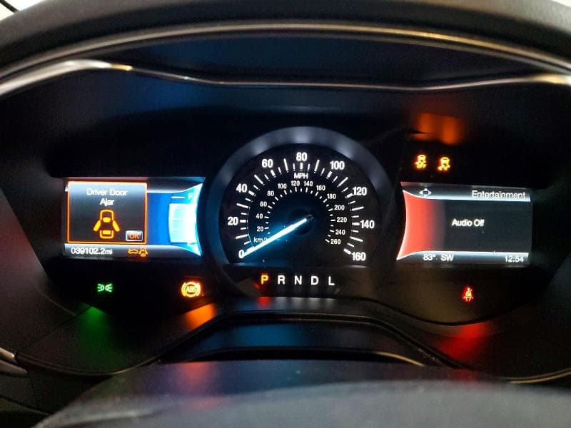 2020 FORD FUSION SE 9