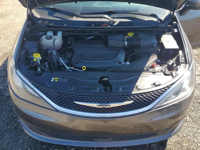 2021 CHRYSLER VOYAGER LXI 12
