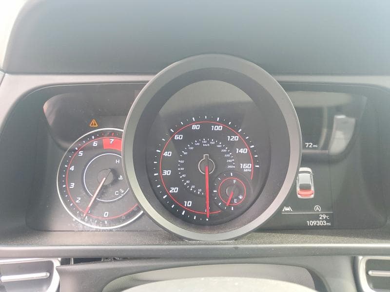 2021 HYUNDAI ELANTRA SE 9