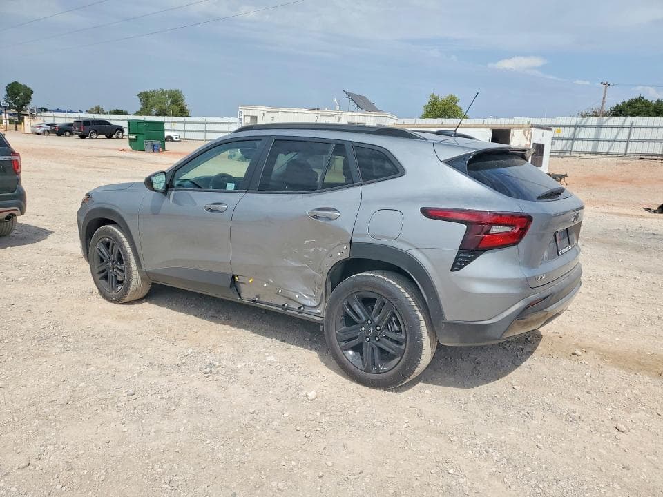 2025 CHEVROLET TRAX ACTIV 2