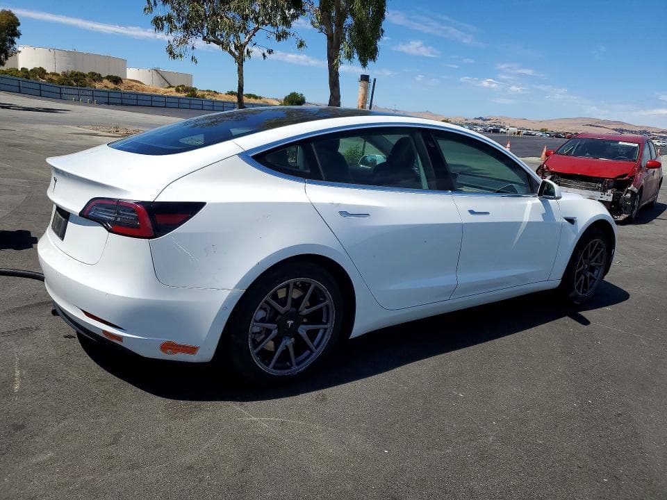 2020 TESLA MODEL 3 3