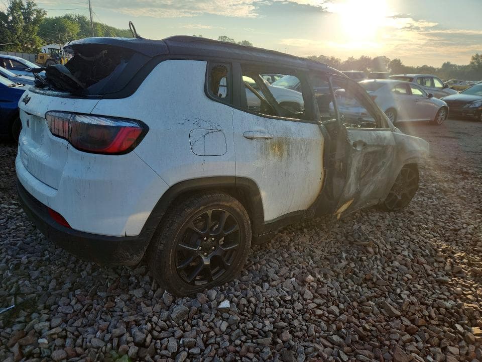 2022 JEEP COMPASS LATITUDE 3