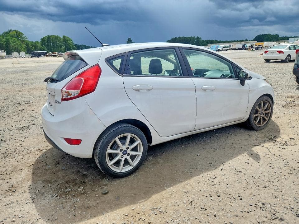 2018 FORD FIESTA SE 3