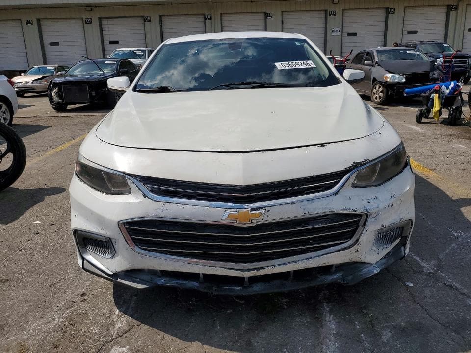 2017 CHEVROLET MALIBU LT 5