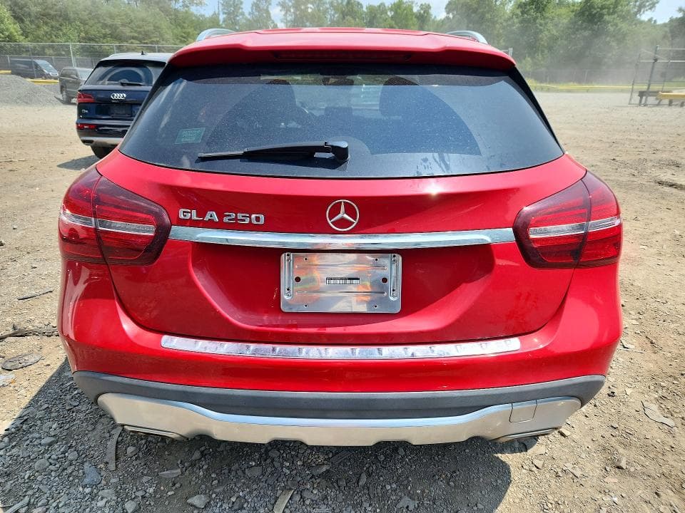 2019 MERCEDES-BENZ GLA 250 6