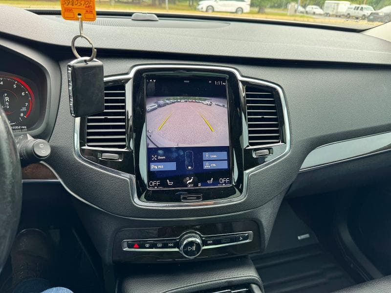 2018 VOLVO XC90 T6 11