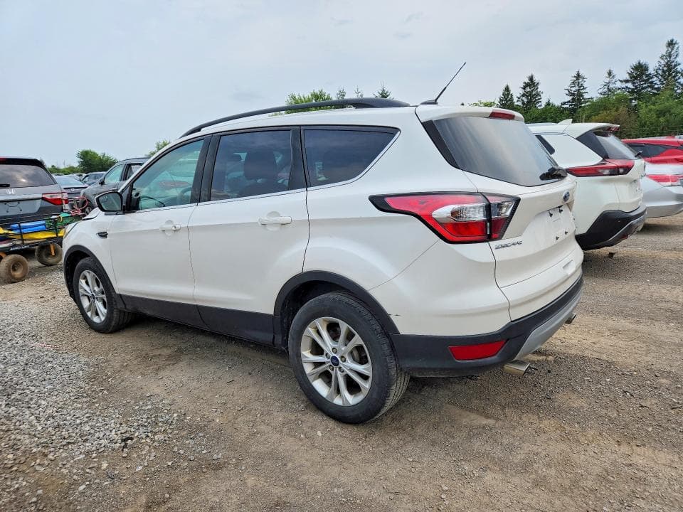 2017 FORD ESCAPE SE 2