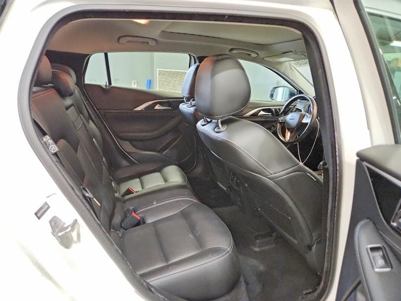 2017 INFINITI QX30 PREMIUM 10
