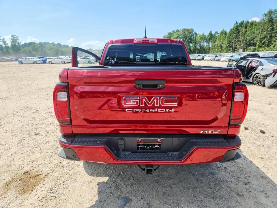2026 GMC CANYON AT4 6