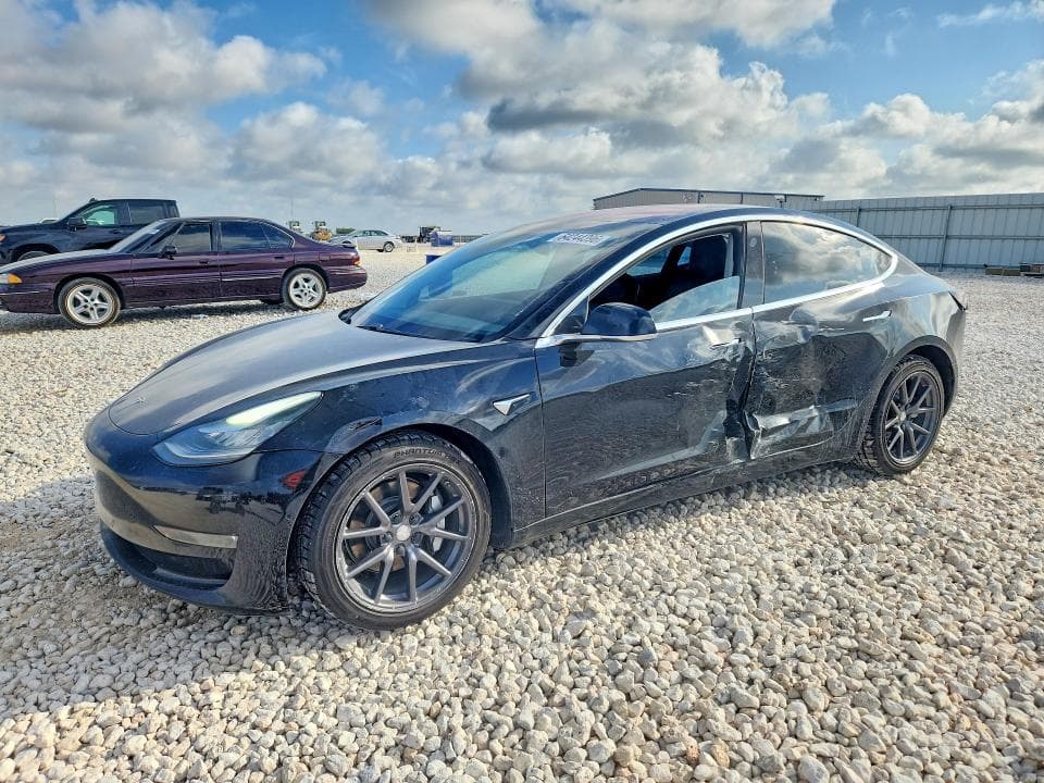 2019 TESLA MODEL 3 - 1