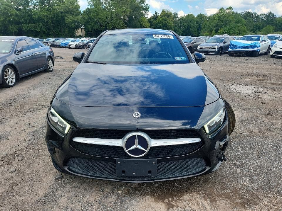 2022 MERCEDES-BENZ A 220 4MATIC 5