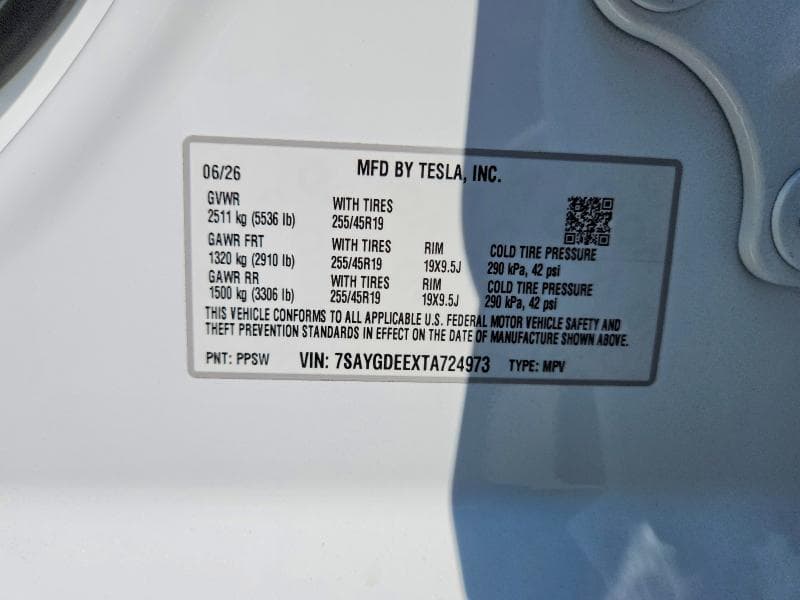 2026 TESLA MODEL Y 12