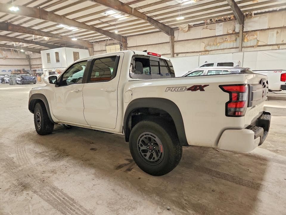 2026 NISSAN FRONTIER PRO-4X 2