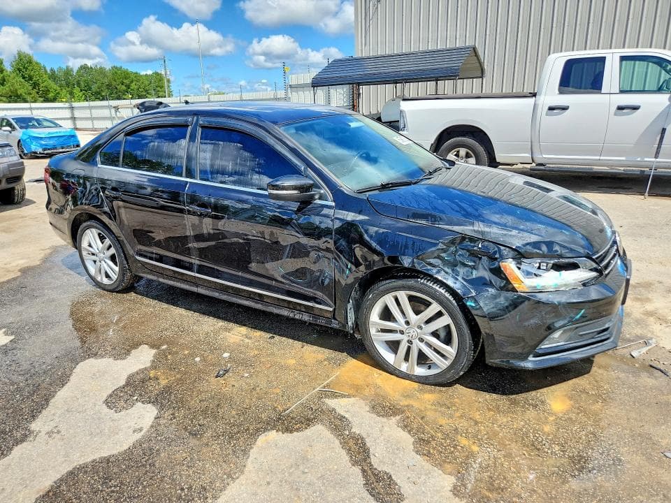 2017 VOLKSWAGEN JETTA SEL 4