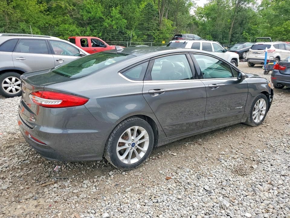 2019 FORD FUSION SE 3