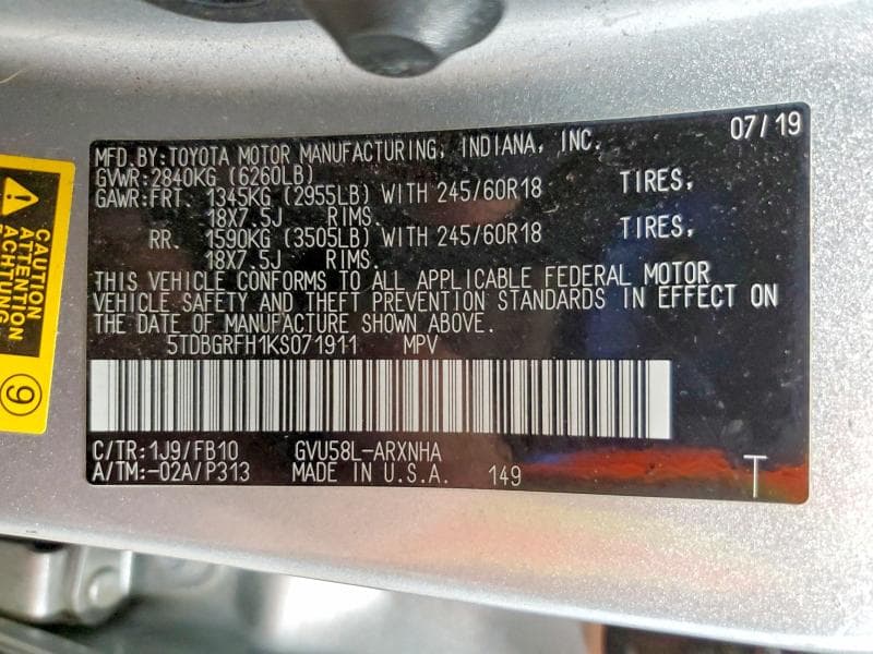 2019 TOYOTA HIGHLANDER HYBRID LE 13