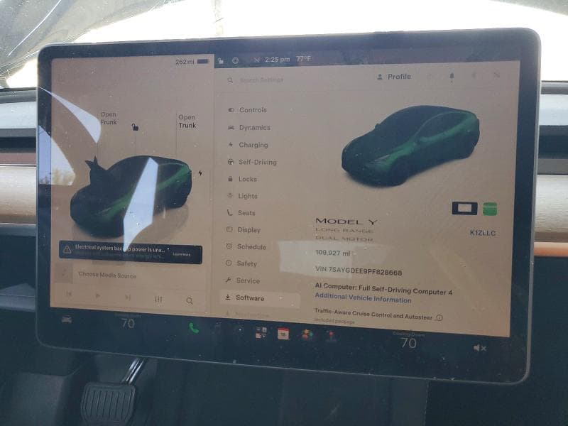 2023 TESLA MODEL Y 9