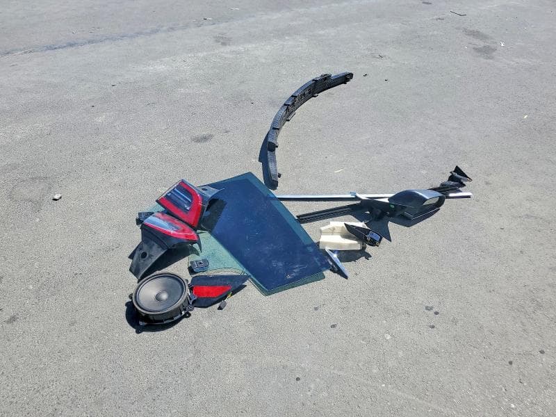 2018 TESLA MODEL 3 12