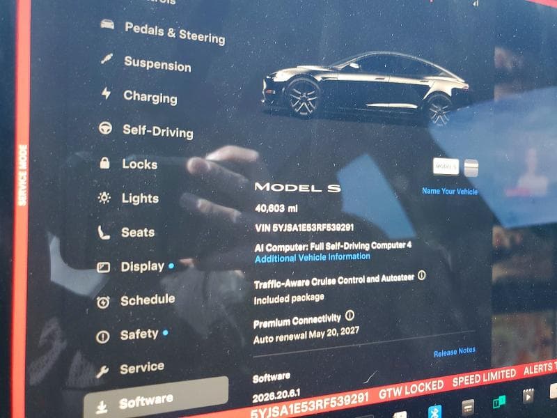 2024 TESLA MODEL S 9