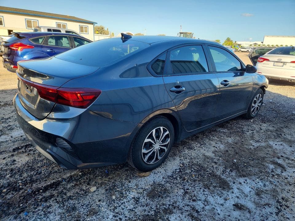2024 KIA FORTE LX 3