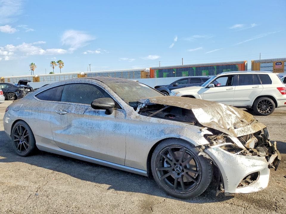2017 MERCEDES-BENZ C 300 4