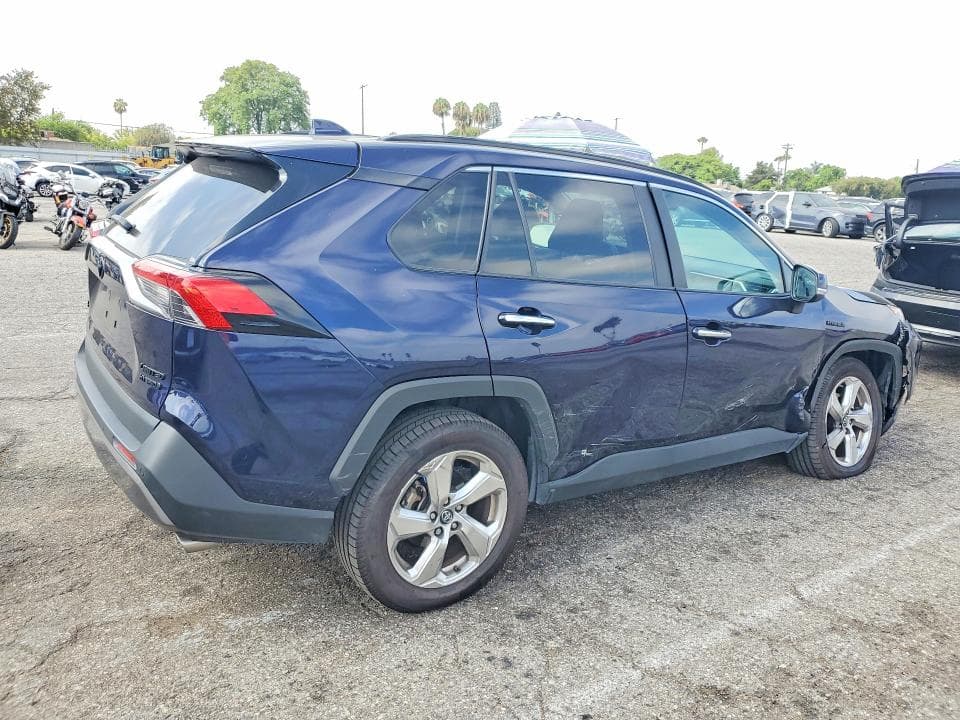 2019 TOYOTA RAV4 LIMITED 3