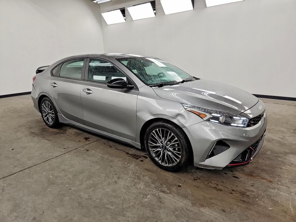 2023 KIA FORTE GT LINE 4