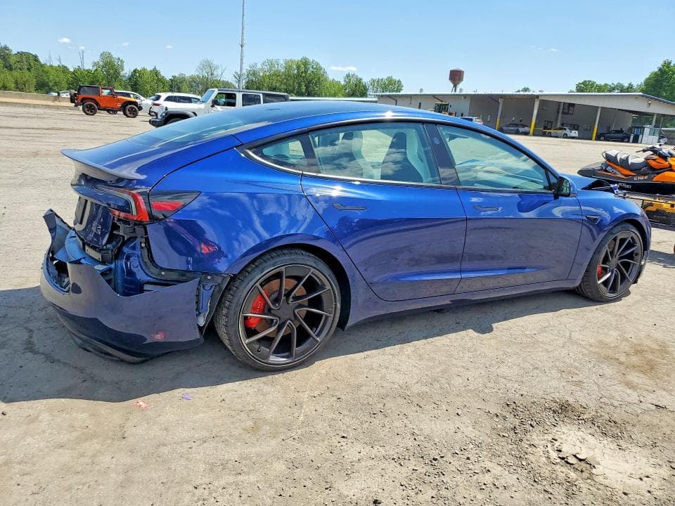 2024 TESLA MODEL 3 3