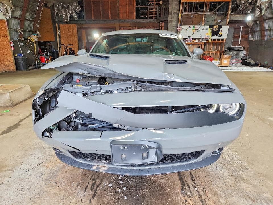 2023 DODGE CHALLENGER SXT 5