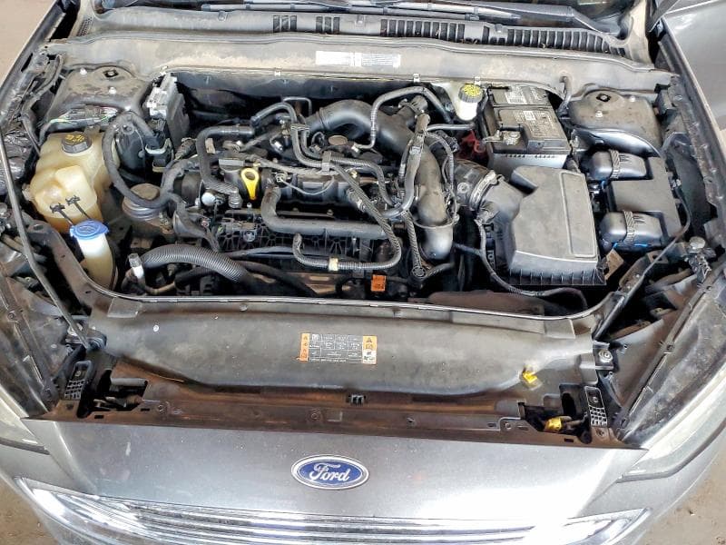 2019 FORD FUSION SE 11