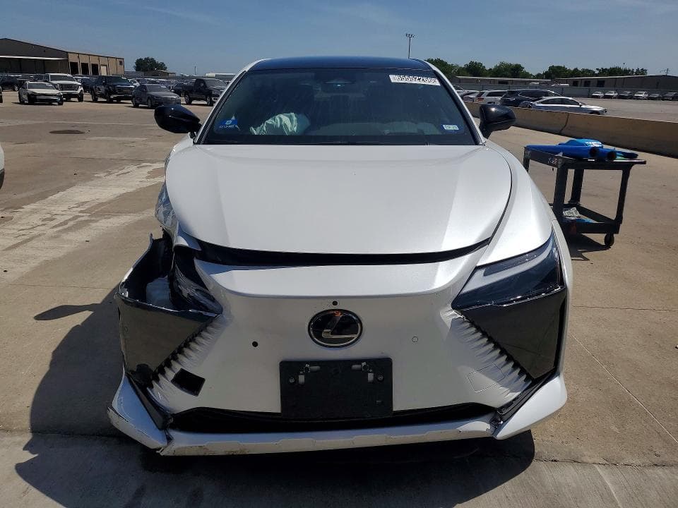 2024 LEXUS RZ 300E 5