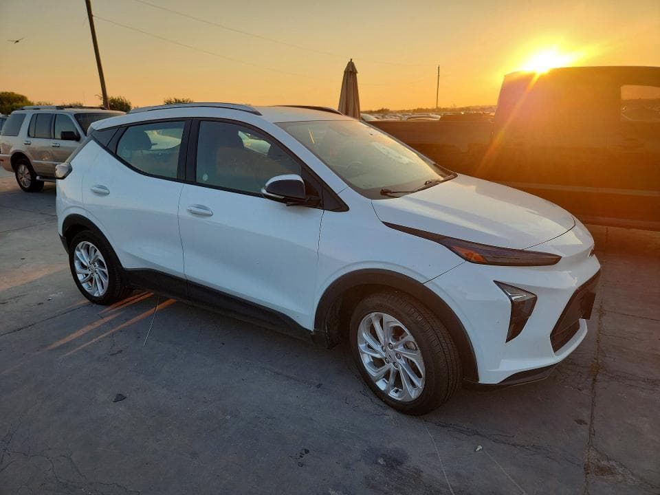 2023 CHEVROLET BOLT EUV LT 4