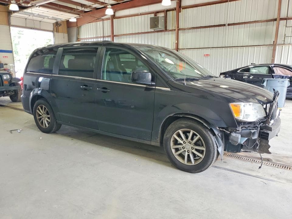2019 DODGE GRAND CARAVAN SXT 4