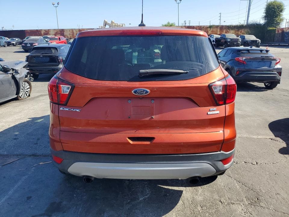 2019 FORD ESCAPE SE 6
