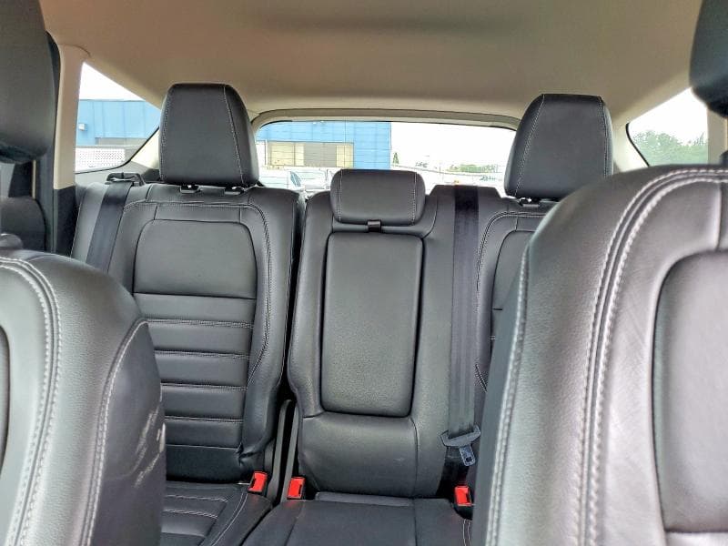 2017 FORD ESCAPE TITANIUM 10