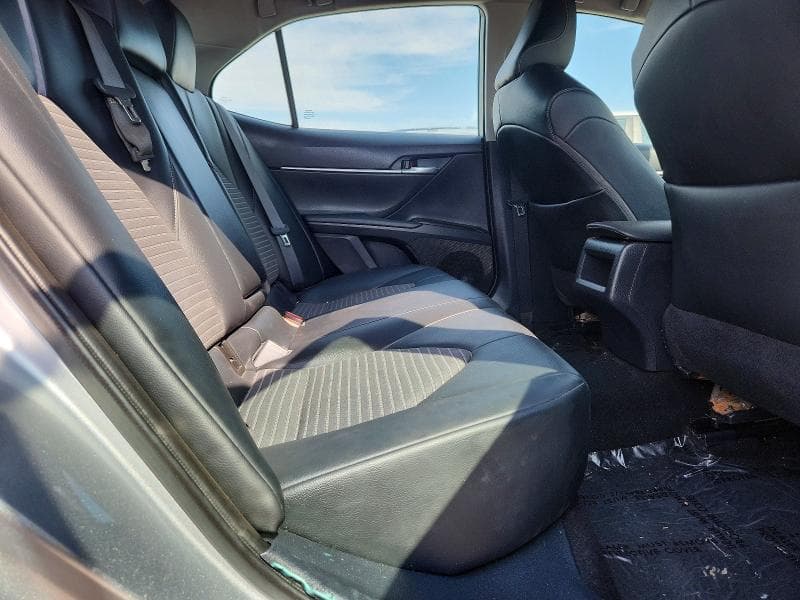 2022 TOYOTA CAMRY SE 10