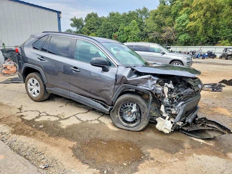 2020 TOYOTA RAV4 LE 4